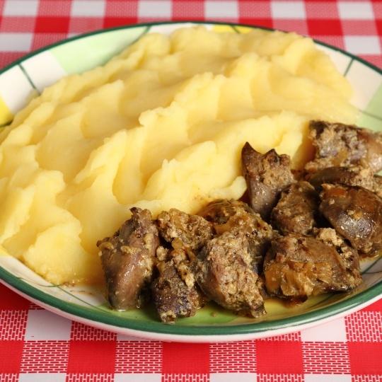 Ficăței de Pui cu Piure de Cartofi
